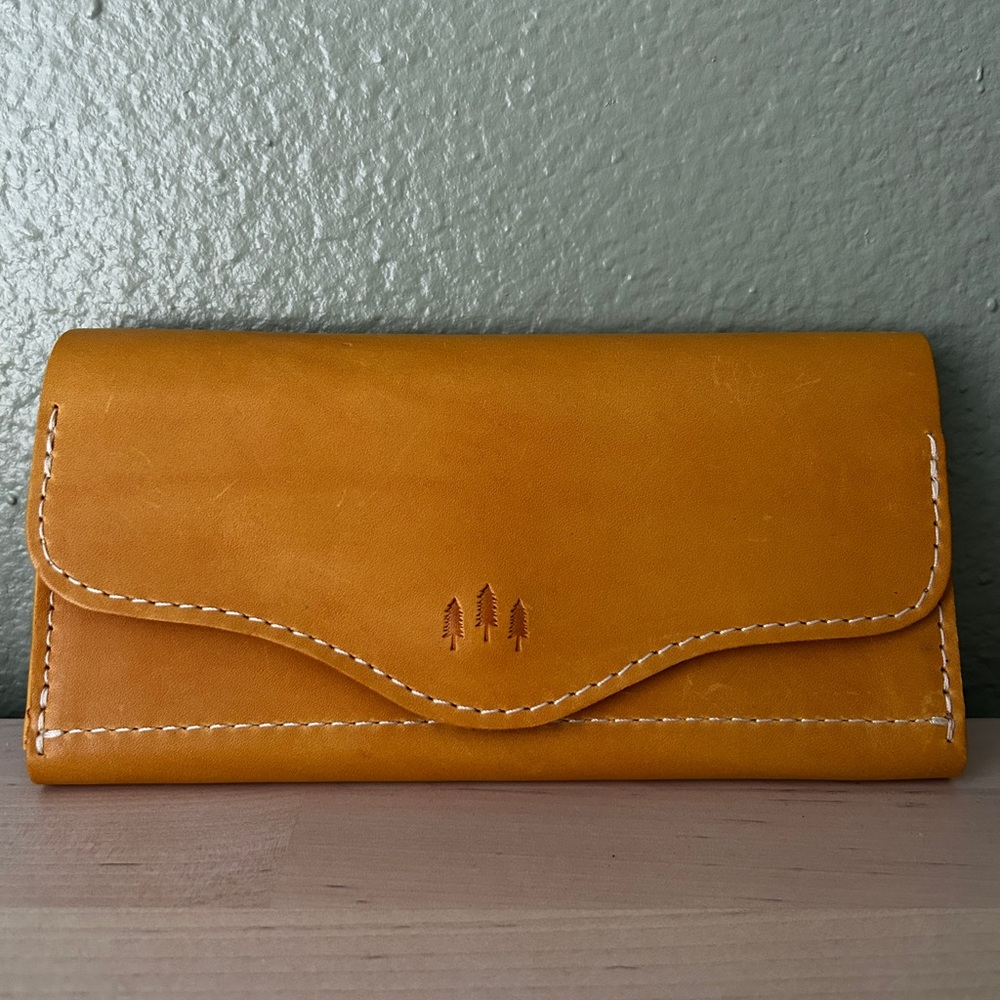 Portland Leather Goods Bozeman Wallet Sunflower